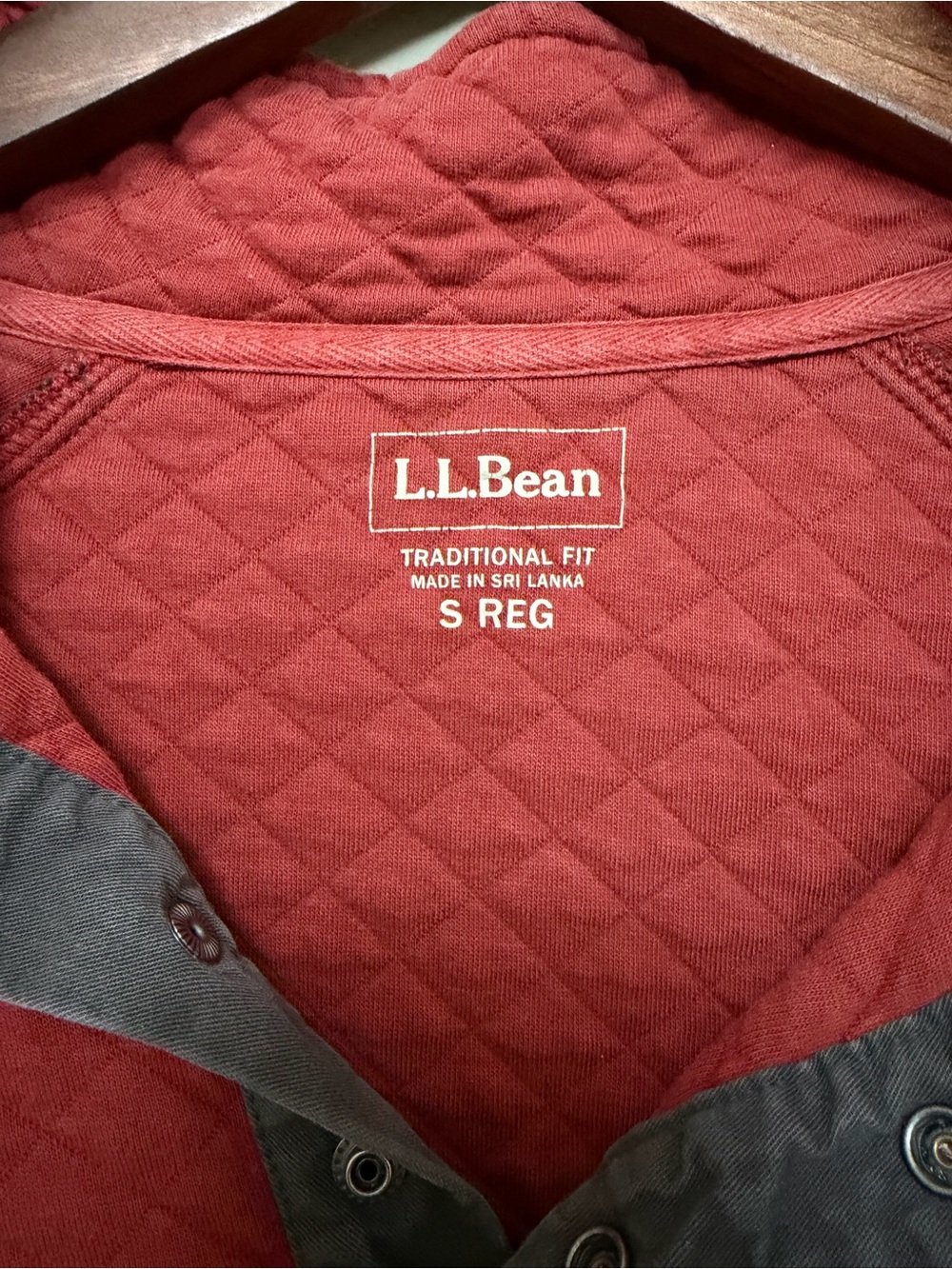 L.L. Bean Pullover - Picture 3 of 5